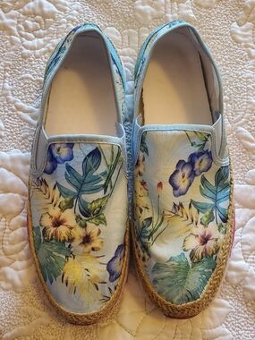 Floral Canvas Slip-On Espadrilles in Light Blue